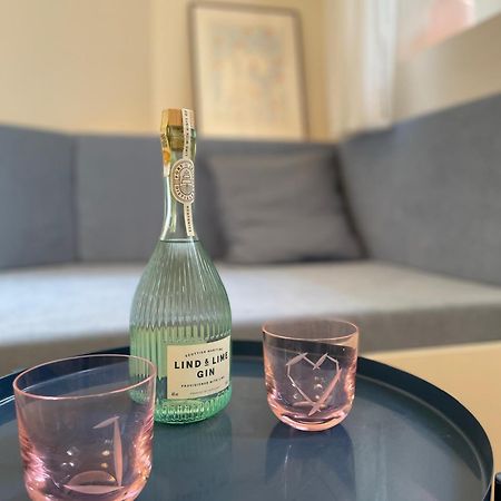 Urban Retreat I Modern Boho Apartments In Lovely Letna District - 10 Minutes From Old Town 프라하 외부 사진
