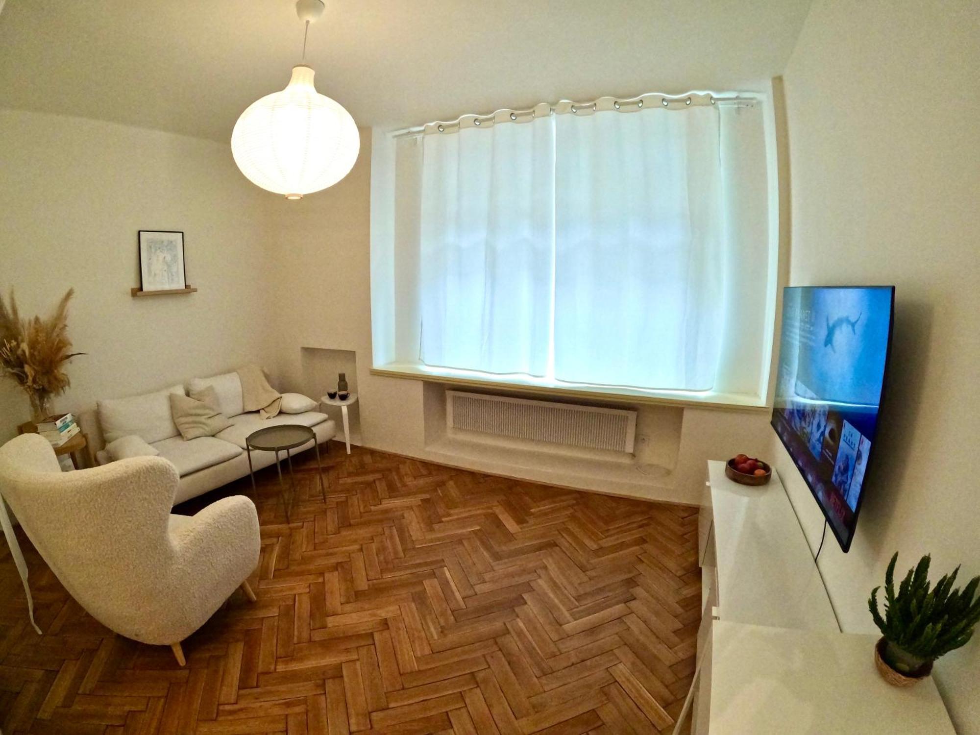 Urban Retreat I Modern Boho Apartments In Lovely Letna District - 10 Minutes From Old Town 프라하 외부 사진