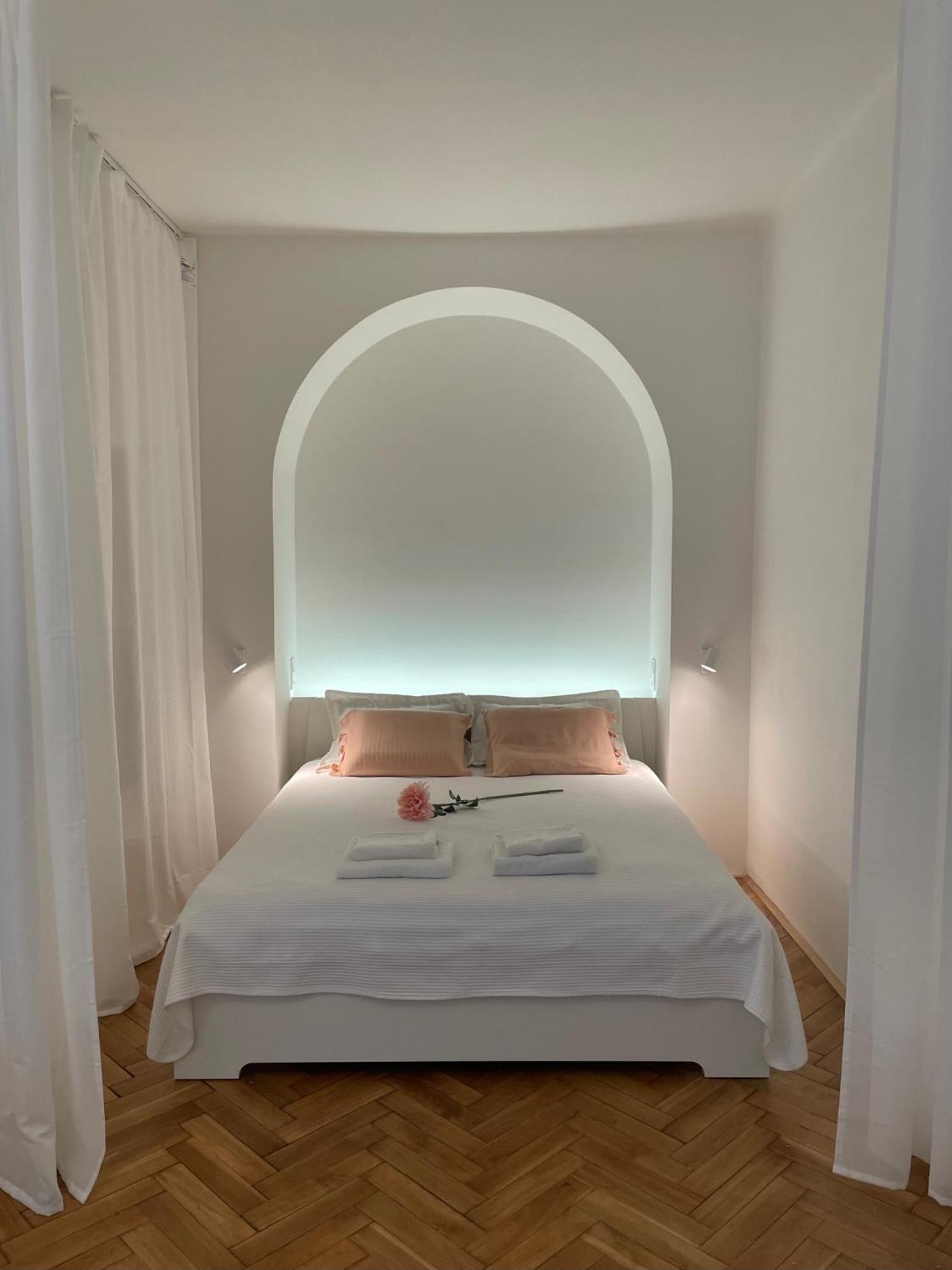 Urban Retreat I Modern Boho Apartments In Lovely Letna District - 10 Minutes From Old Town 프라하 외부 사진
