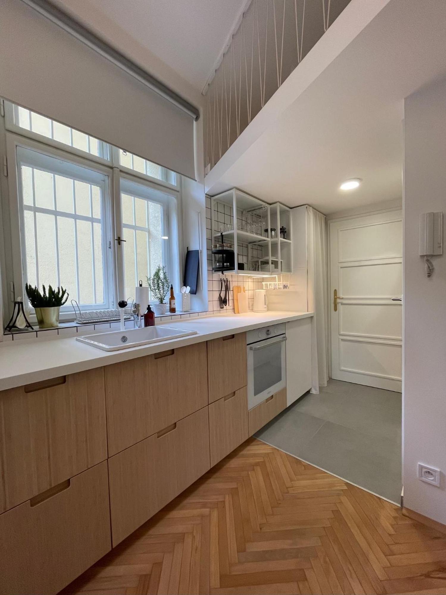 Urban Retreat I Modern Boho Apartments In Lovely Letna District - 10 Minutes From Old Town 프라하 외부 사진