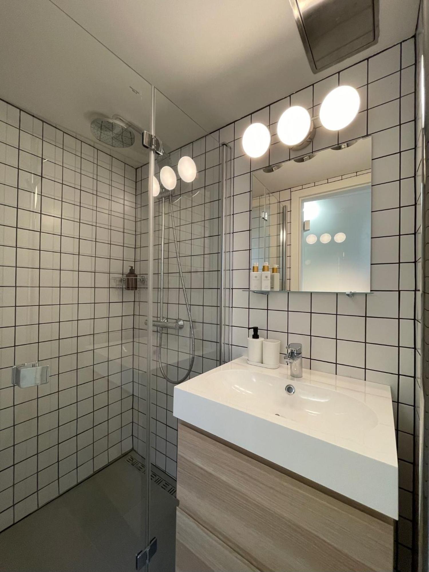 Urban Retreat I Modern Boho Apartments In Lovely Letna District - 10 Minutes From Old Town 프라하 외부 사진